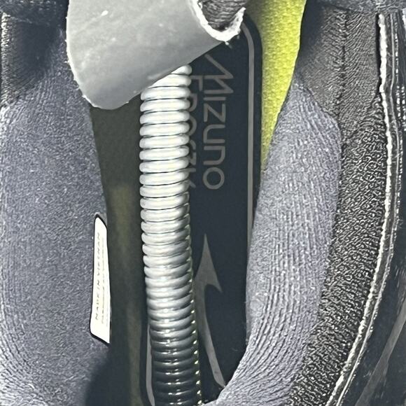 Mizuno Men’s Wave Momentum 3 Volleyball Shoes Size 13 - Picture 7 of 10